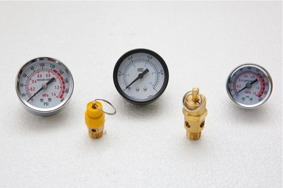 1655889938-presssure-gauges-supplier-dealer-dubai-abu-dhabi-sharjah-uae