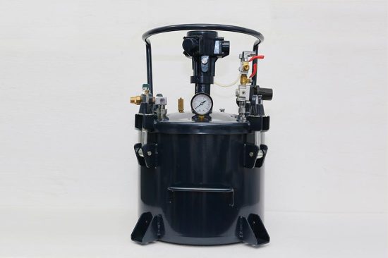 1655891174-paint-pressure-pot-dubai